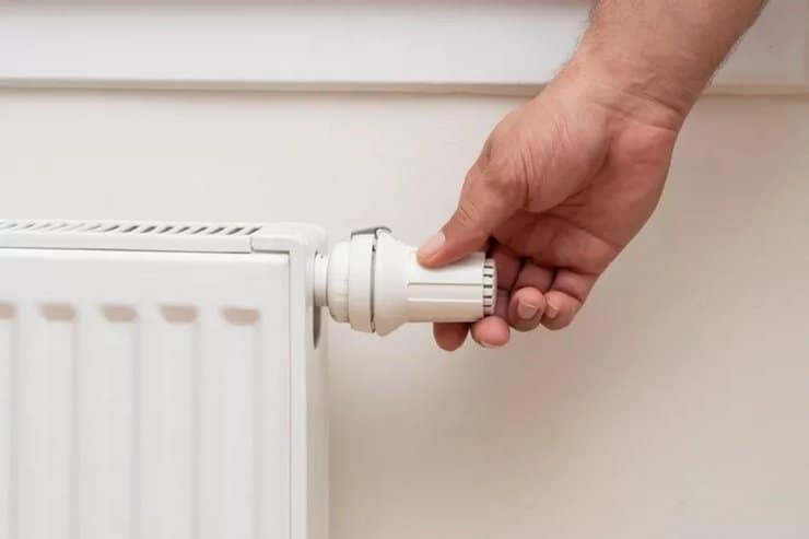 Опалювальний сезон в Черкасах завершується: коли відключать опалення у місті