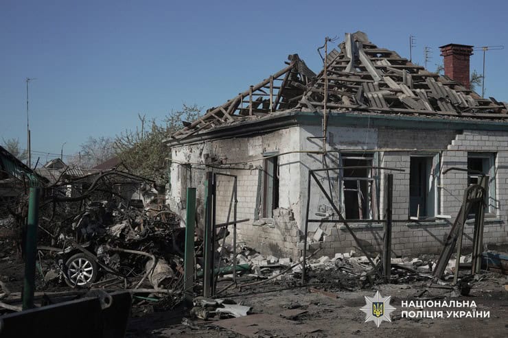 Наслідки обстрілу Черкас сьогодні вночі: місто атакували “Шахеди”, є поранені, багато руйнувань