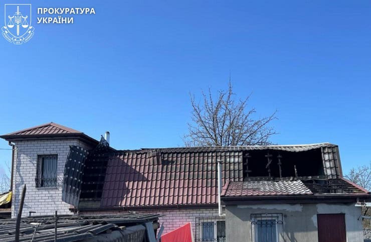 Наслідки обстрілу Черкас сьогодні вночі: місто атакували “Шахеди”, є поранені, багато руйнувань