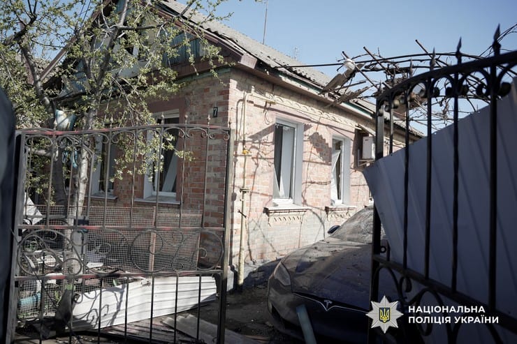 Наслідки обстрілу Черкас сьогодні вночі: місто атакували “Шахеди”, є поранені, багато руйнувань