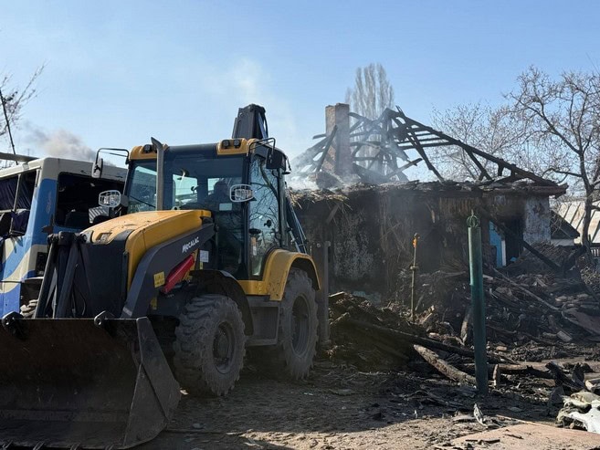 Наслідки обстрілу Черкас сьогодні вночі: місто атакували “Шахеди”, є поранені, багато руйнувань