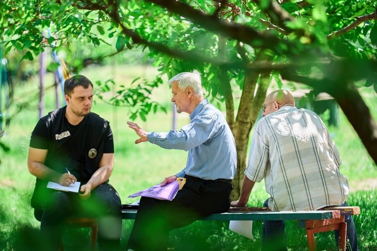 Обстріл Черкас сьогодні вночі: “Шахед” влучив в багатоповерхівку, постраждали 11 людей, серед них діти